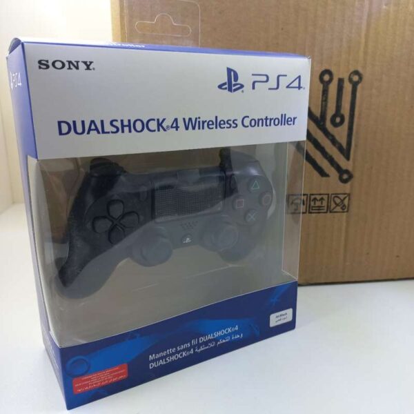 دسته بازی پلی استیشن 4  مدل PS4